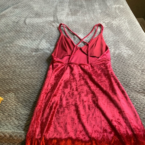 Dress - Picture 2 of 3